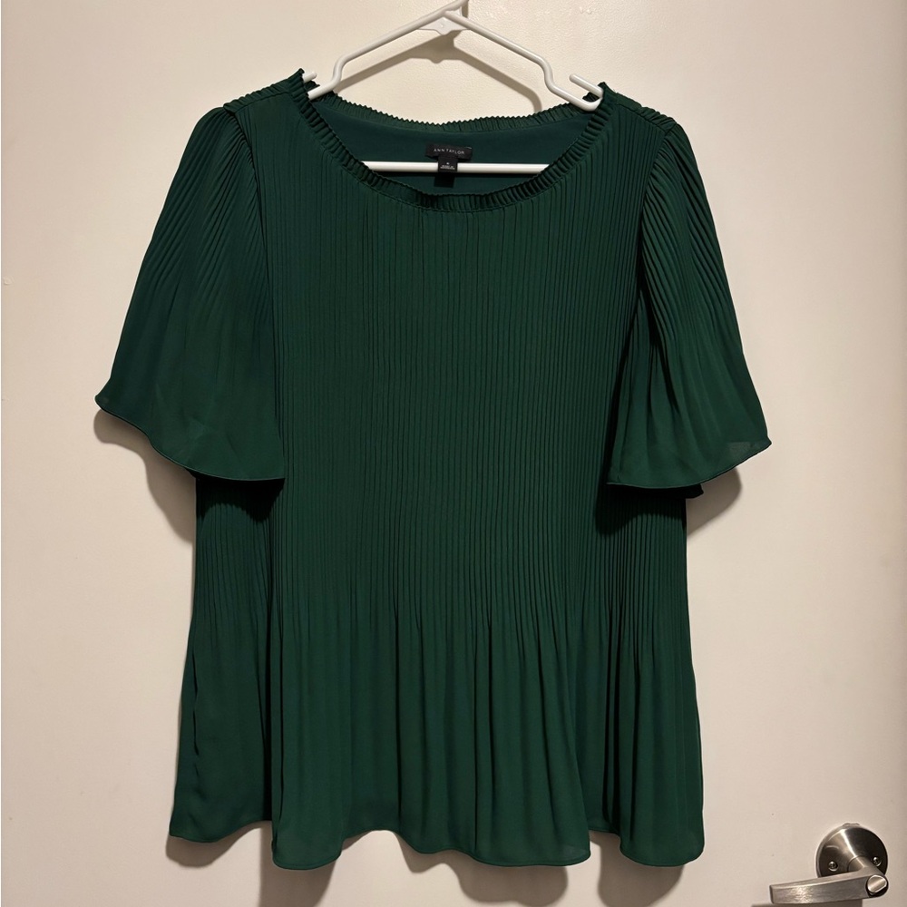 Ann Taylor Medium Green Pleated Top